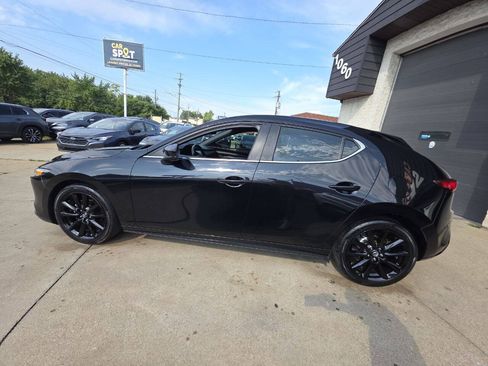 Used 2024 MAZDA MAZDA3 s FWD image 4
