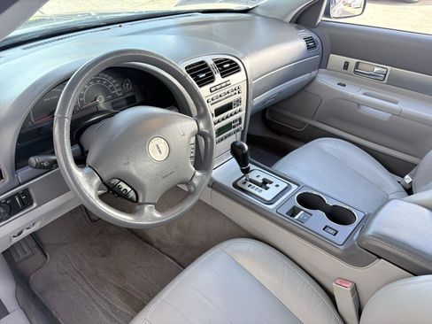 Used 2005 Lincoln LS RWD image 2