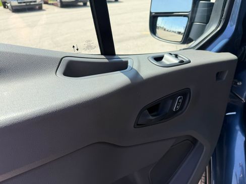 Used 2023 Ford Transit 150 Low Roof RWD image 11