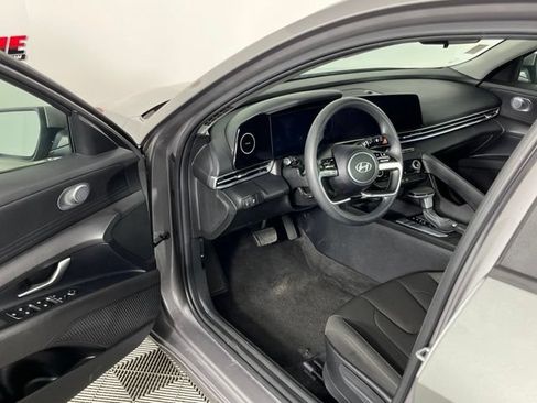 Used 2024 Hyundai Elantra SEL FWD image 22