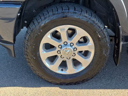 Used 2025 RAM 3500 Laramie AWD/4WD image 16