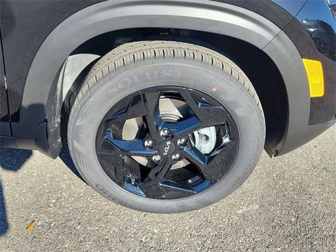 New 2026 Kia Seltos EX image 41