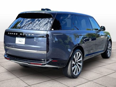 New 2026 Land Rover Range Rover Long Wheelbase SE AWD/4WD image 4