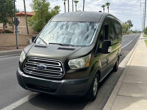 Used 2017 Ford Transit 350 XLT RWD image 4