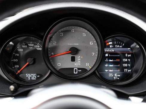 Used 2018 Porsche 718 Boxster S RWD image 21