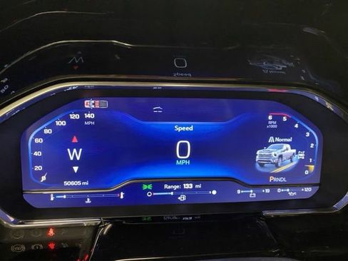 Used 2024 Chevrolet Silverado 2500 High Country w/ High Country Premium Package image 15