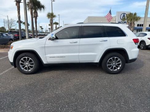 Used 2016 Jeep Grand Cherokee Limited image 3