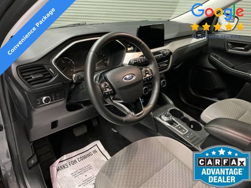 Used 2022 Ford Escape SE w/ Convenience Package FWD image 9