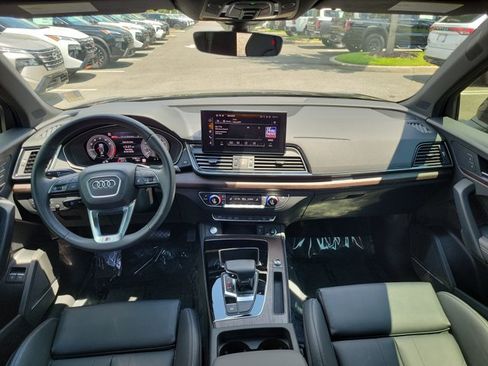 Used 2024 Audi Q5 e Premium Plus AWD/4WD image 12