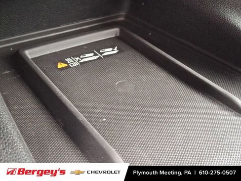 Certified 2023 Chevrolet Traverse LT w/ LT Premium Package image 29