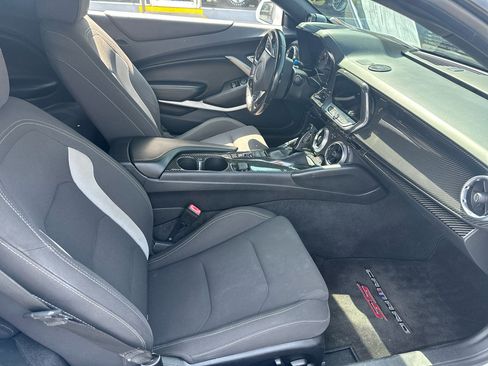 Used 2018 Chevrolet Camaro SS image 7