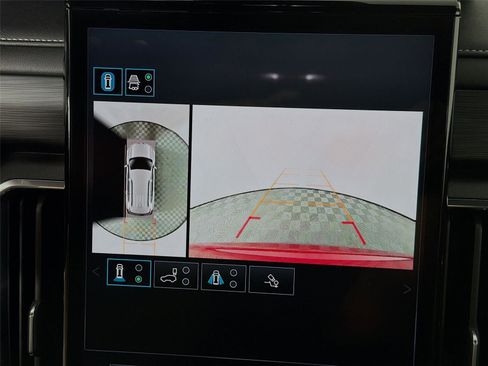 Used 2024 GMC Acadia Elevation image 15