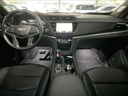 Used 2023 Cadillac XT5 Premium Luxury w/ LPO, Floor Liner Package image 15