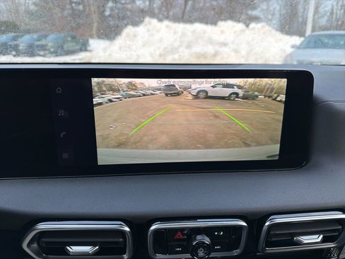 New 2026 Nissan Sentra SV image 13