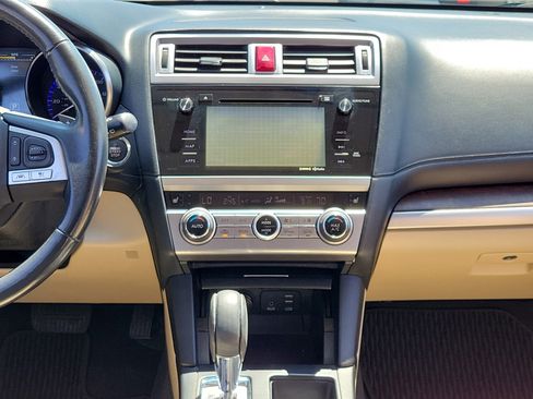 Used 2016 Subaru Outback 2.5i Limited image 19