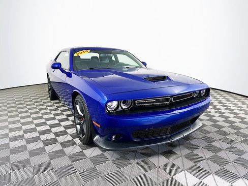 Certified 2019 Dodge Challenger R/T w/ Plus Package image 2