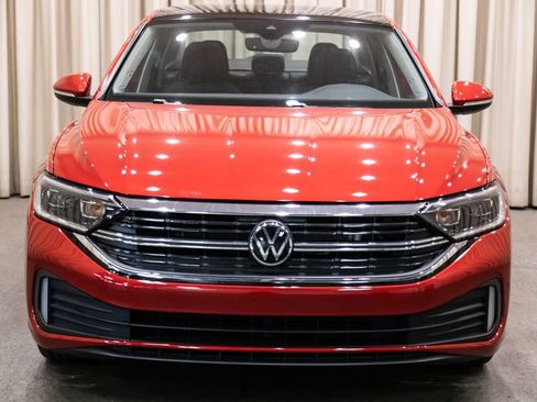 Certified 2024 Volkswagen Jetta SEL FWD image 3