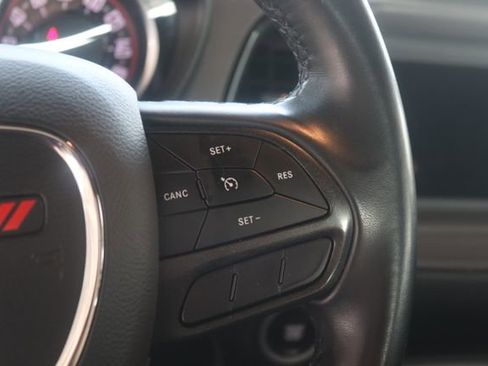 Used 2023 Dodge Challenger SXT image 13