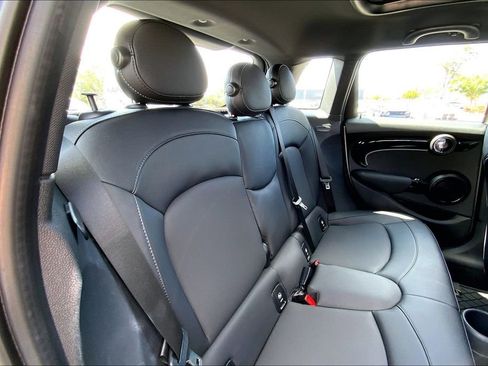 Certified 2023 MINI Cooper S image 29