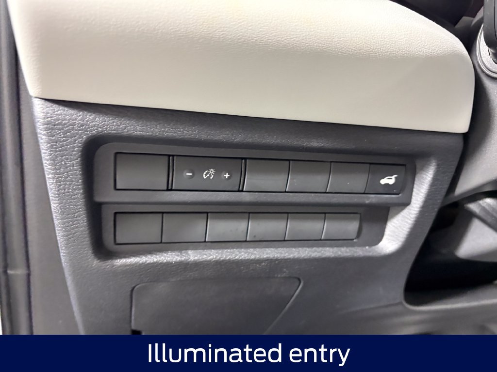 Used 2023 Mitsubishi Outlander SEL FWD image 13