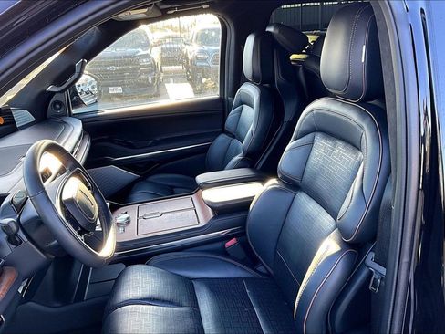 Used 2025 Lincoln Navigator L Black Label image 25