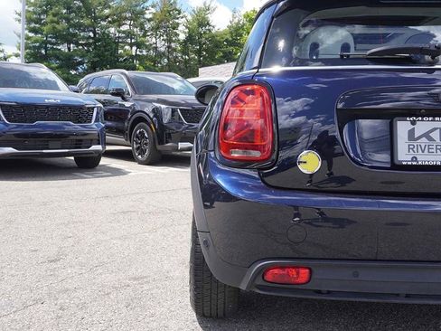 Used 2023 MINI Cooper SE FWD image 15