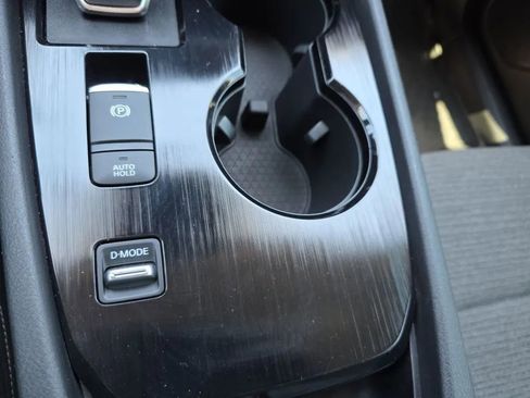 Used 2021 Nissan Rogue S FWD image 25