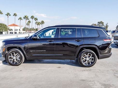 Certified 2024 Jeep Grand Cherokee L Limited w/ Luxury Tech Group II image 14