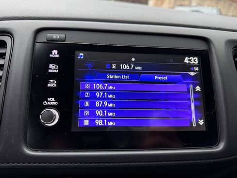 Used 2022 Honda HR-V Sport image 18