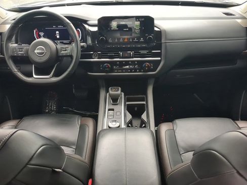 Certified 2024 Nissan Pathfinder Platinum w/ Cargo Package image 14