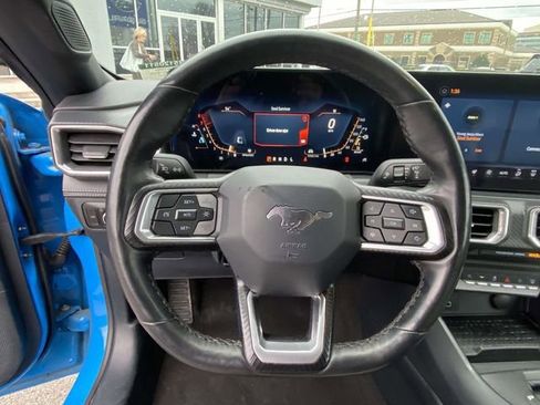 Used 2024 Ford Mustang Premium image 22