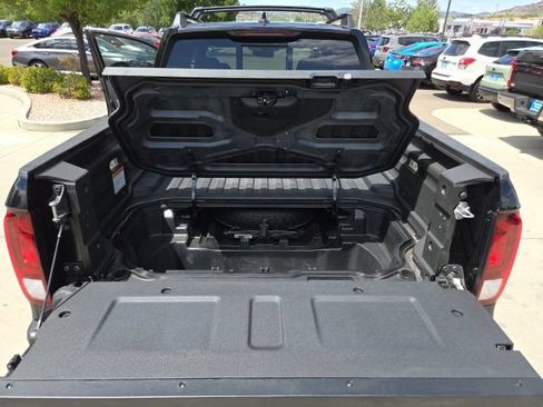 New 2026 Honda Ridgeline Black Edition image 9