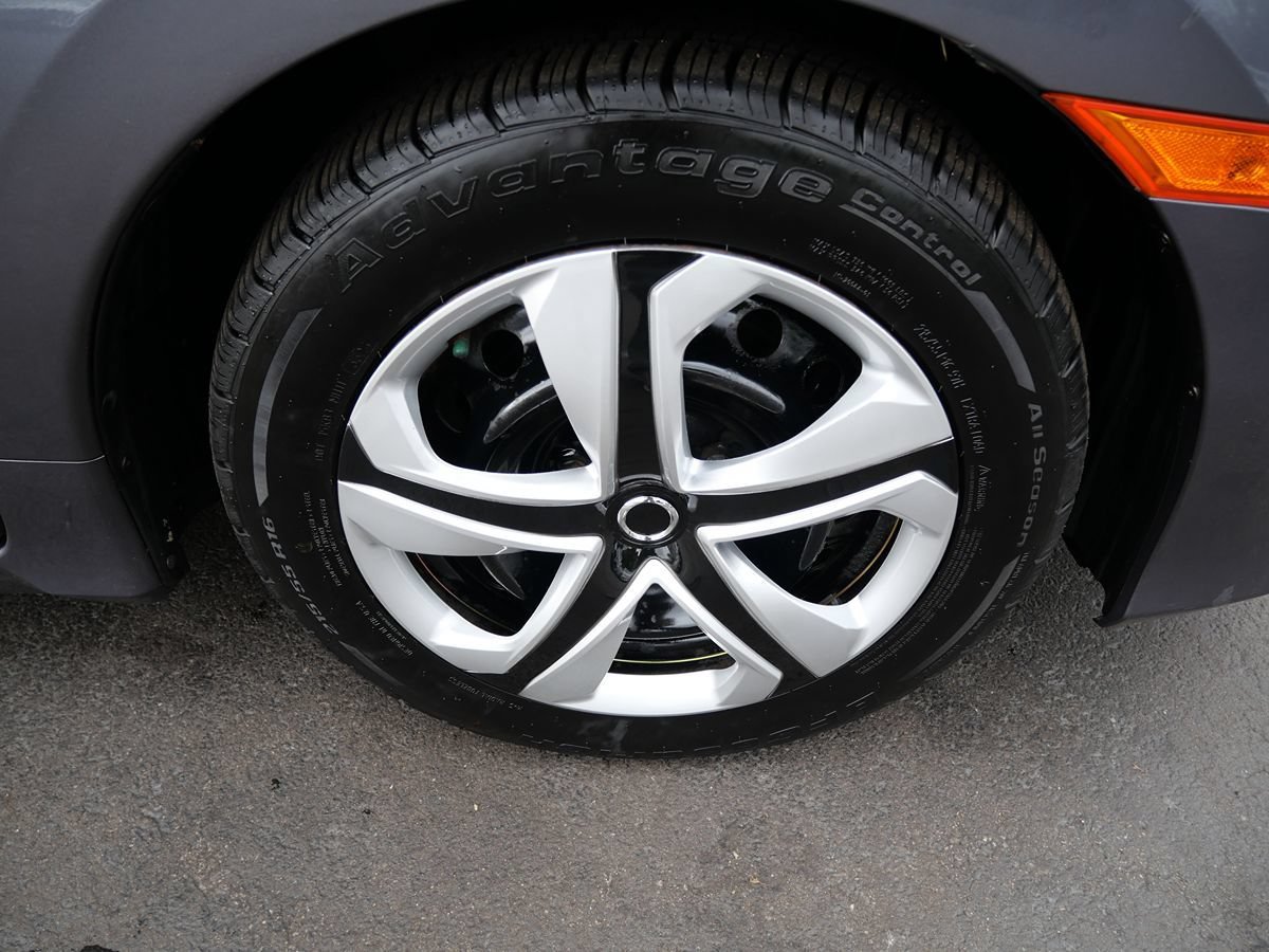 Used 2017 Honda Civic LX image 32