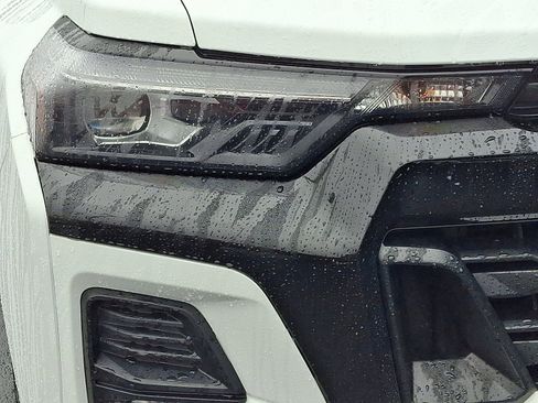 Used 2023 Chevrolet Colorado Z71 w/ Advanced Trailering Package image 8