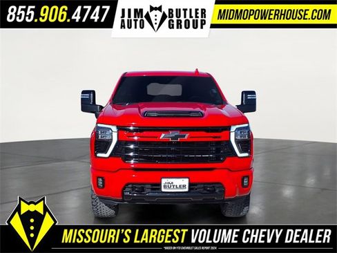 Used 2024 Chevrolet Silverado 2500 LTZ w/ LTZ Plus Package image 32