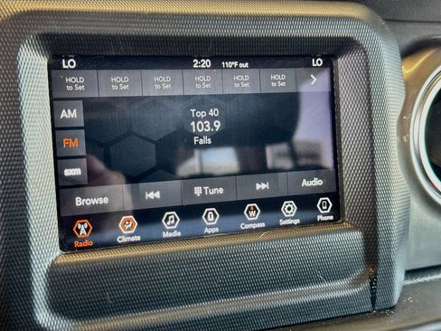 Used 2020 Jeep Wrangler Unlimited Sahara AWD/4WD image 14