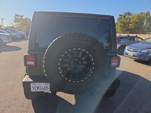 Used 2020 Jeep Wrangler Unlimited Sport S AWD/4WD image 4