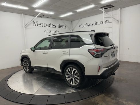 Used 2025 Subaru Forester Touring image 5