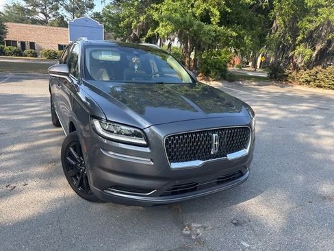 Used 2022 Lincoln Nautilus Reserve FWD image 5