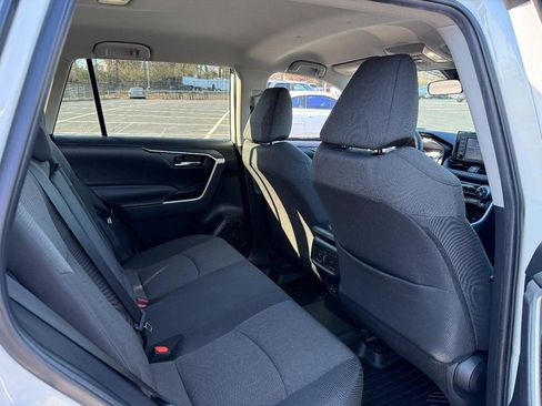Certified 2022 Toyota RAV4 XLE image 15