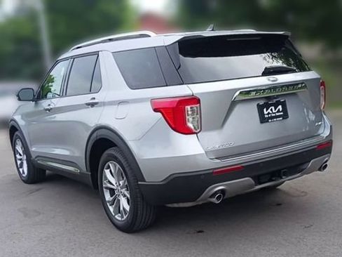 Used 2023 Ford Explorer Limited w/ Limited Technology Package AWD/4WD image 9