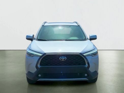 Used 2024 Toyota Corolla Cross XLE w/ Convenience Package image 10