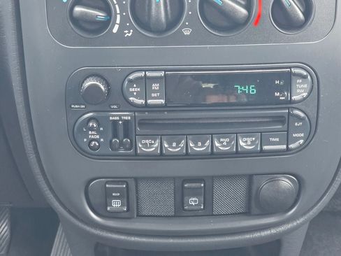 Used 2003 Chrysler PT Cruiser FWD image 14