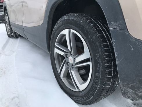 Used 2019 GMC Terrain SLT w/ Preferred Package image 10