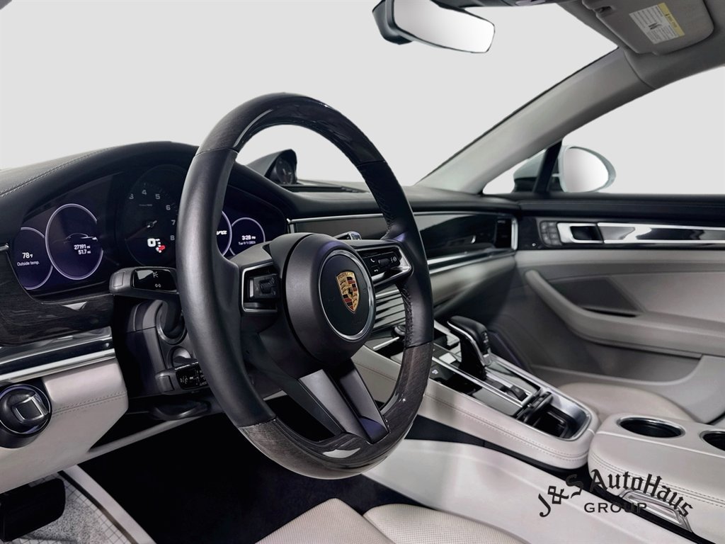 Used 2023 Porsche Panamera Platinum Edition RWD image 9