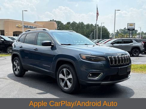 Used 2019 Jeep Cherokee Limited AWD/4WD image 3