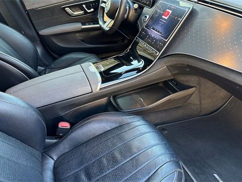 Used 2022 Mercedes-Benz EQS 450+ Sedan image 19