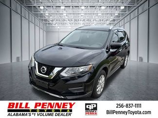 Used 2017 Nissan Rogue SV FWD video 1