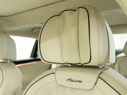 Used 2026 Bentley Flying Spur Plug-In Hybrid image 45