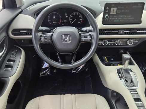 Certified 2025 Honda HR-V EX-L image 12